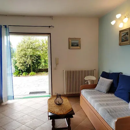 One Bedroom With Enclosed Garden And Wifi At 3 Km Away From The Apartment Arona